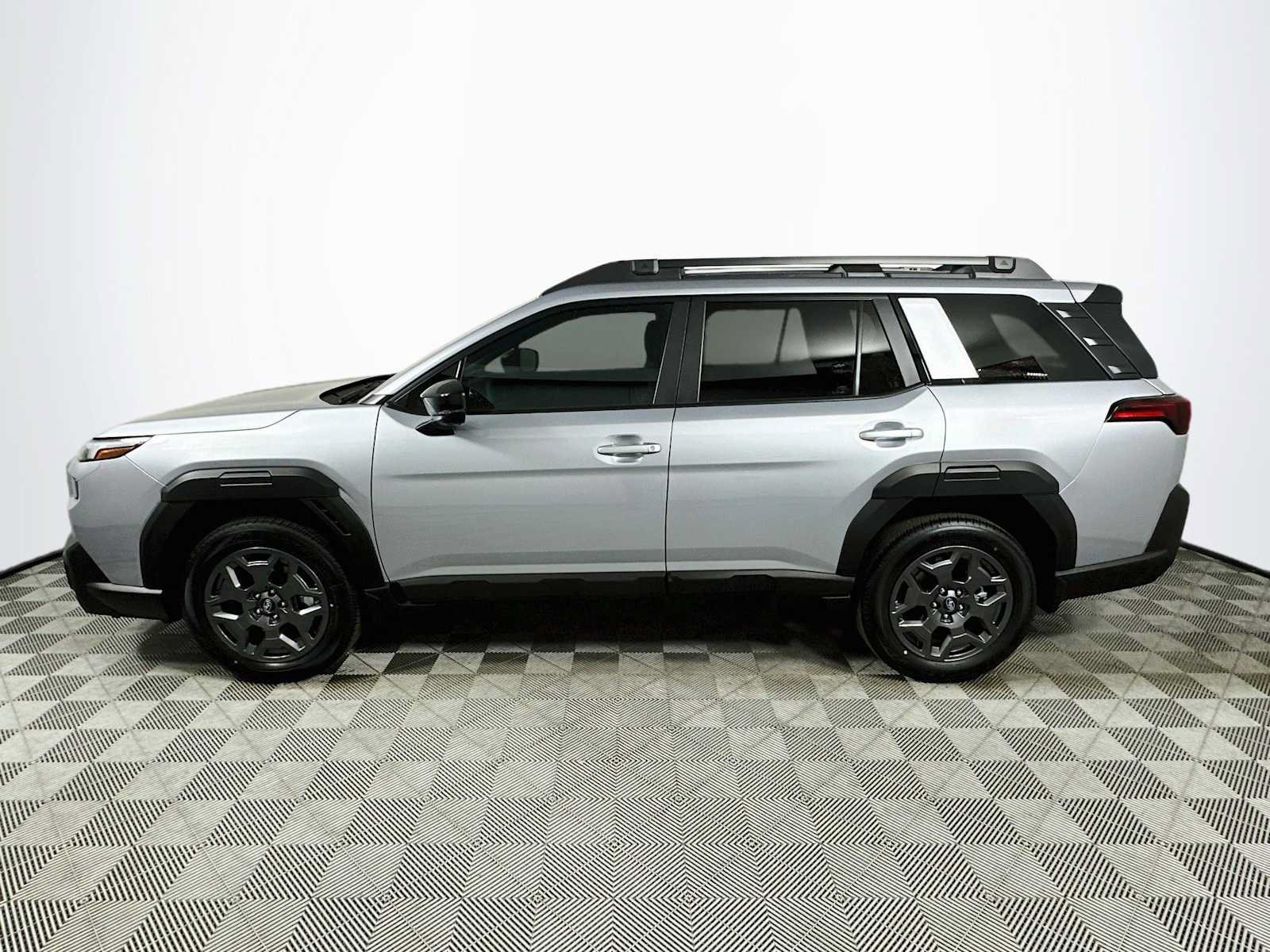 Certified 2026 Subaru Outback Premium AWD/4WD image 4
