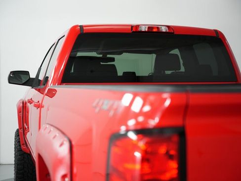 Used 2019 Chevrolet Silverado 1500 LT AWD/4WD image 51