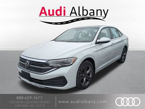 Used 2023 Volkswagen Jetta SE w/ Panoramic Sunroof Package image 1