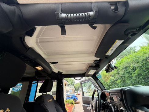Used 2014 Jeep Wrangler Unlimited Sahara AWD/4WD image 36