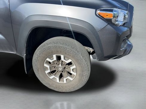 Used 2023 Toyota Tacoma TRD Off-Road w/ Black Out Package (TMS) AWD/4WD image 12