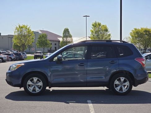 Used 2014 Subaru Forester 2.5i Premium w/ All-Weather Package AWD/4WD image 5