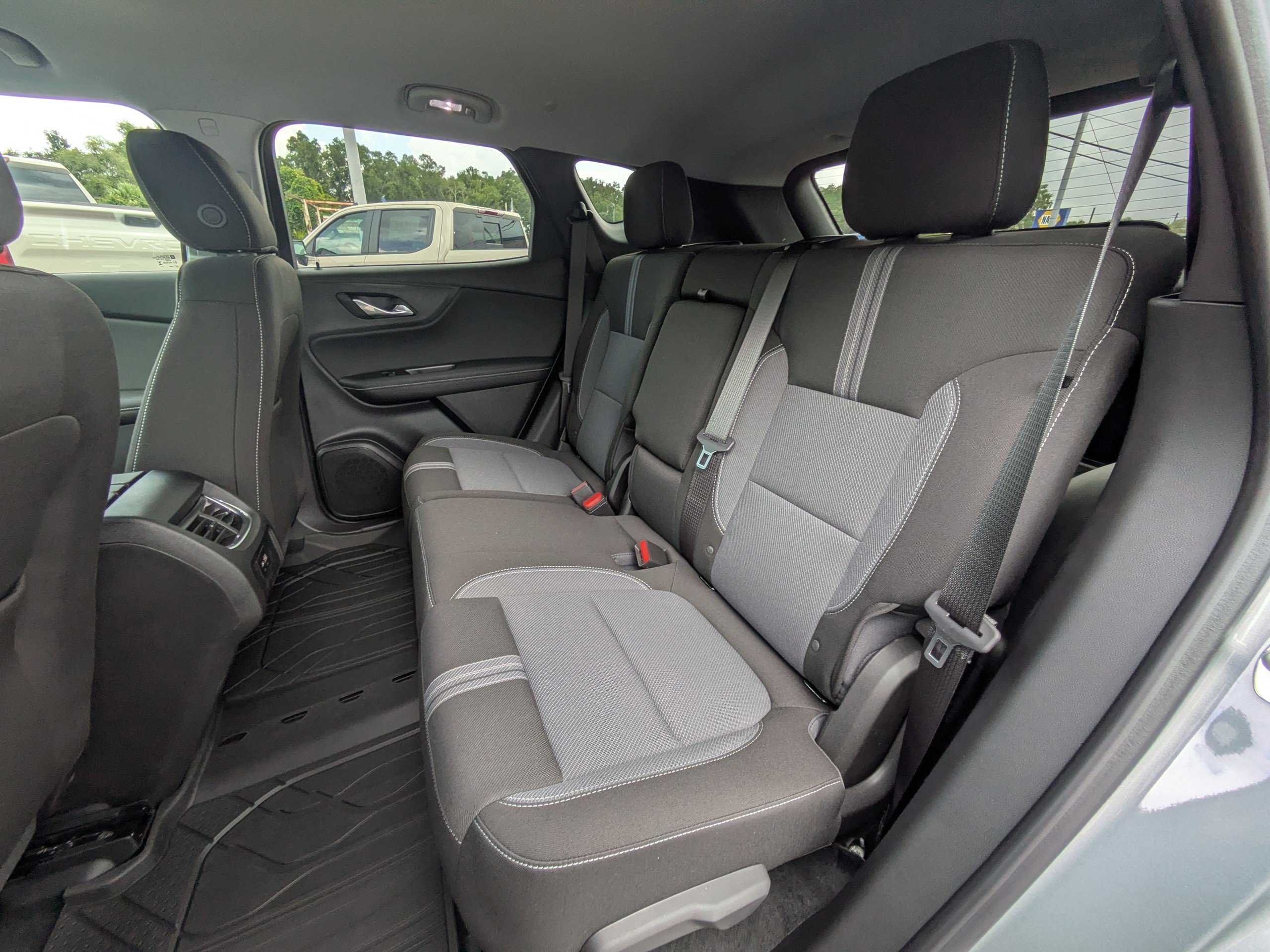 New 2026 Chevrolet Blazer LT w/ Convenience Package FWD image 14