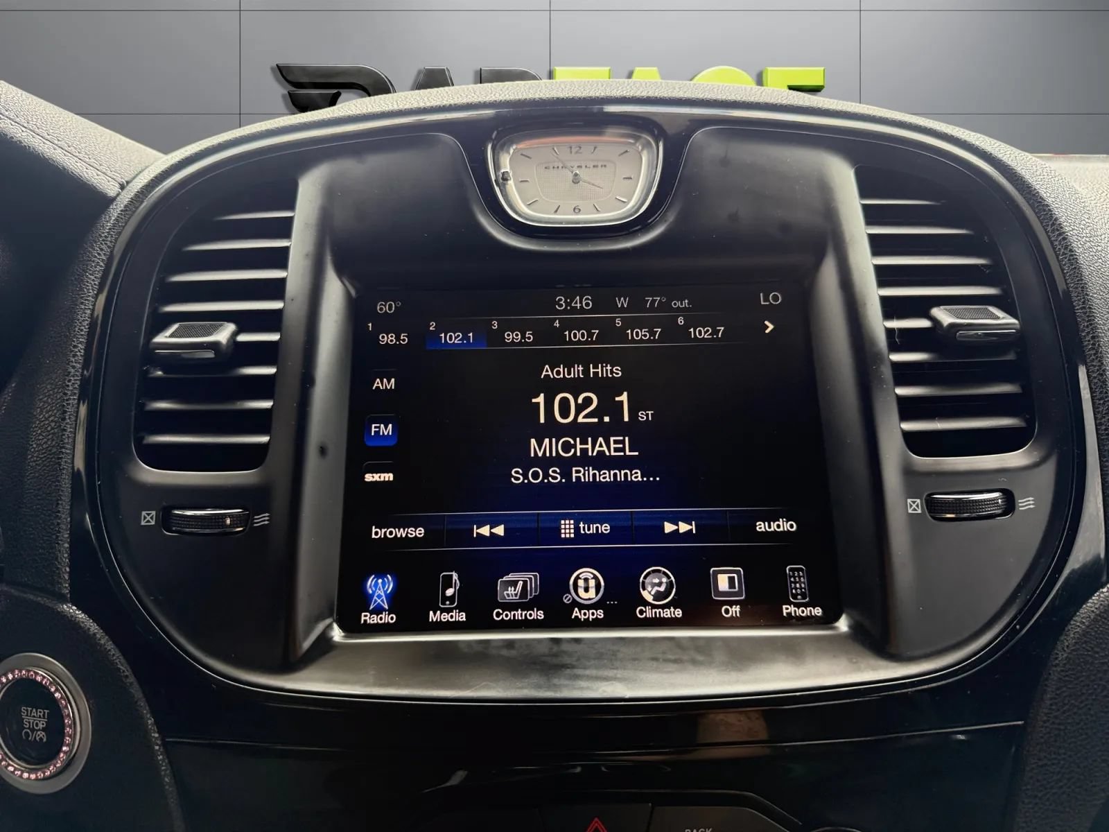 Used 2016 Chrysler 300 S RWD image 28