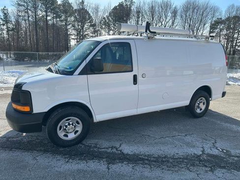Used 2013 Chevrolet Express 2500 2500 Cargo image 9