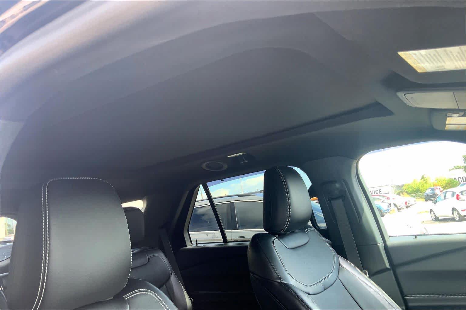 Used 2023 Ford Explorer ST w/ Equipment Group 401A AWD/4WD image 10