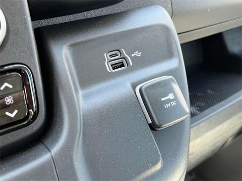 New 2024 RAM ProMaster 3500 w/ Delivery Van Package image 30