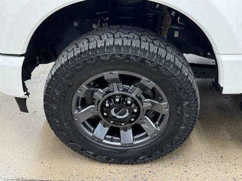Used 2024 Ford F250 Lariat w/ Lariat Ultimate Package AWD/4WD image 7