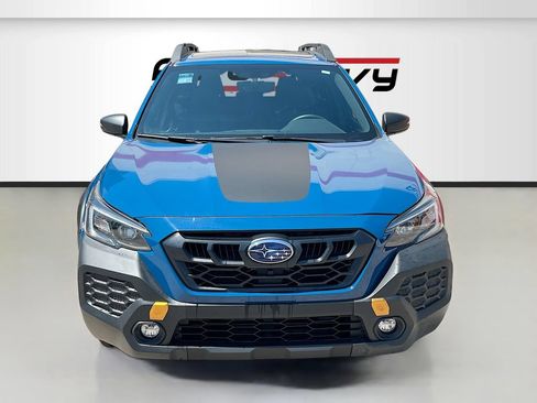 Used 2025 Subaru Outback Wilderness AWD/4WD image 2