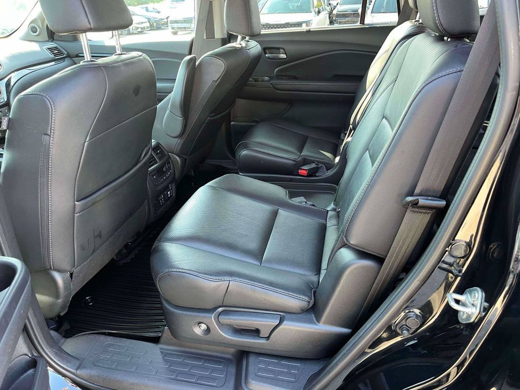 Used 2019 Honda Pilot Elite image 7
