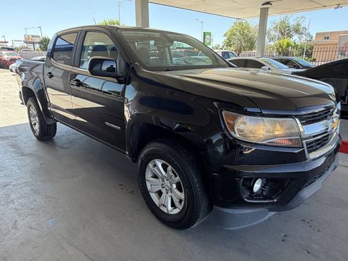 Used 2019 Chevrolet Colorado LT RWD image 2