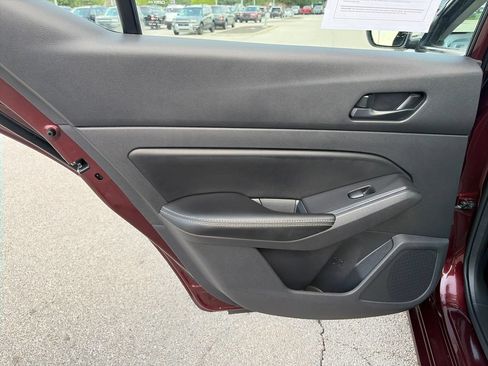 Used 2024 Nissan Altima 2.5 SV w/ SV Premium Package FWD image 24