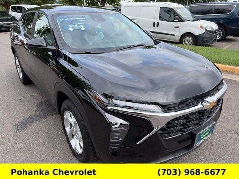 Certified 2024 Chevrolet Trax LS w/ LS Convenience Package FWD image 1