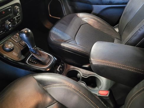 Used 2018 Jeep Compass Limited AWD/4WD image 26