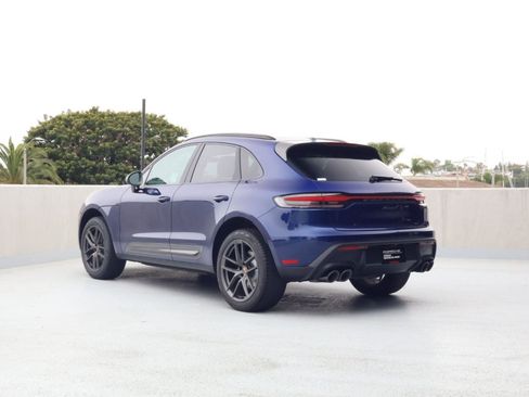 Certified 2023 Porsche Macan Turbo AWD/4WD image 3