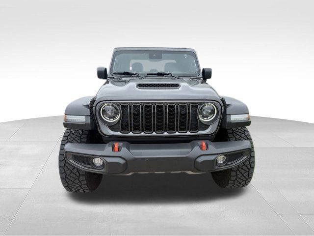 Used 2024 Jeep Gladiator Mojave w/ Convenience Group AWD/4WD image 2