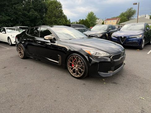 Used 2018 Kia Stinger GT1 RWD image 14
