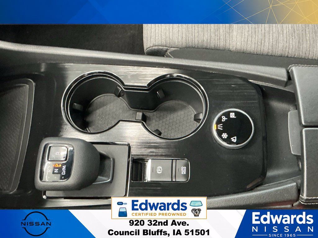 Used 2021 Nissan Rogue SV AWD/4WD image 24