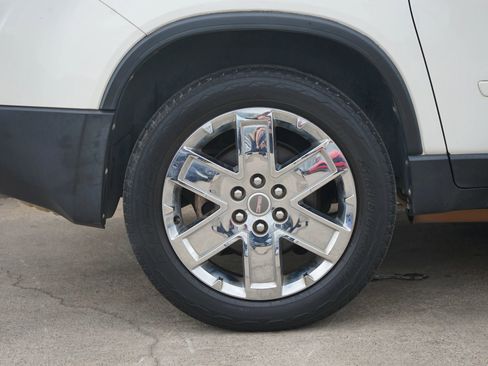 Used 2010 GMC Acadia SLT image 3