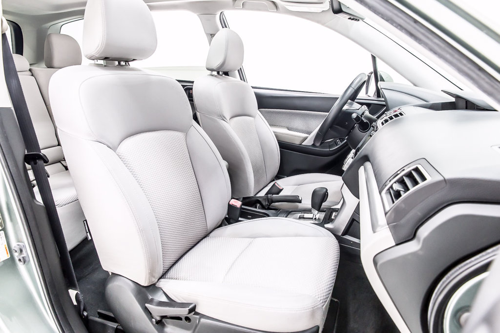 Used 2017 Subaru Forester 2.5i Premium AWD/4WD image 34