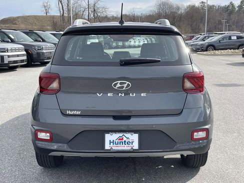 Certified 2024 Hyundai Venue Limited image 27