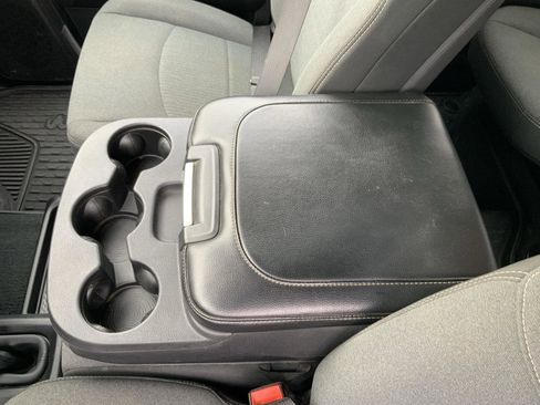 Used 2022 RAM 4500 Tradesman w/ Chrome Appearance Group image 42