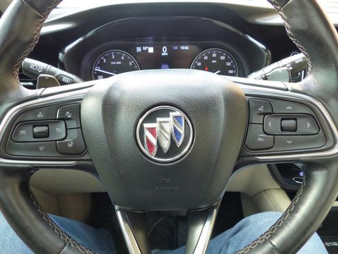 Used 2021 Buick Envision Avenir w/ Technology Package II image 31