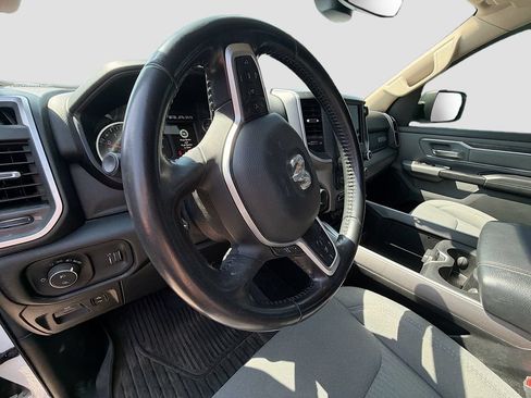 Used 2020 RAM 1500 Big Horn AWD/4WD image 10