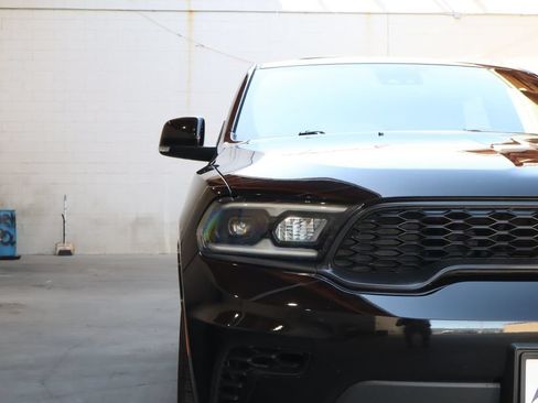 Used 2024 Dodge Durango GT RWD image 9