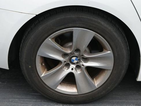 Used 2013 BMW 528i Sedan image 39