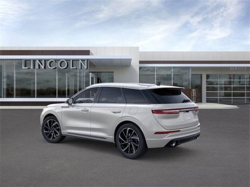 New 2024 Lincoln Corsair Grand Touring w/ Equipment Group 302A image 4