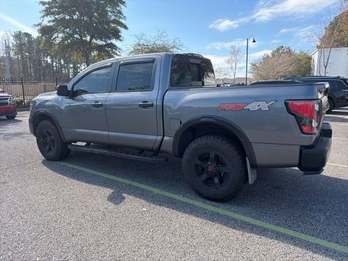 Used 2021 Nissan Titan PRO-4X w/ Pro-4x Convenience Package image 28