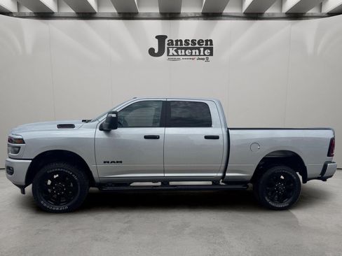 Used 2026 RAM 2500 Big Horn AWD/4WD image 1