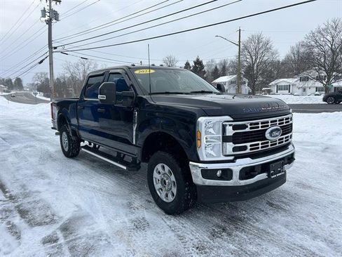 Used 2024 Ford F250 XLT w/ Snow Plow Prep Package image 8