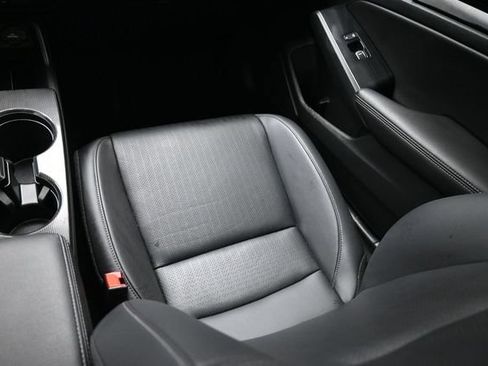 Used 2024 Honda Civic Sport Touring image 9