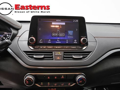 Used 2020 Nissan Altima 2.5 SR FWD image 12