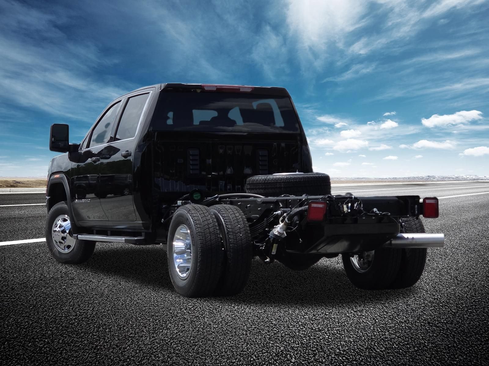 New 2026 GMC Sierra 3500 SLE AWD/4WD image 13