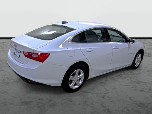 Used 2023 Chevrolet Malibu LS w/ Driver Confidence Package image 4