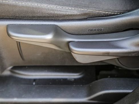 Used 2020 GMC Acadia SLE FWD image 24