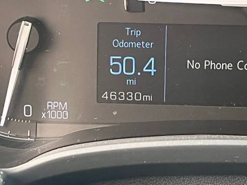 Used 2018 Cadillac XTS Luxury w/ Driver Awareness Package image 16