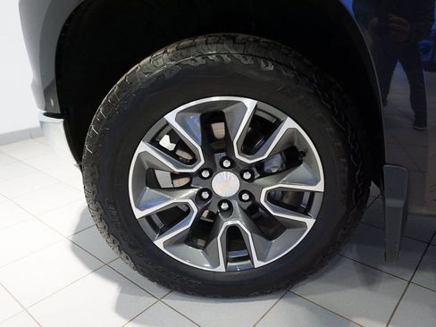 Certified 2024 Chevrolet Silverado 1500 LT image 27