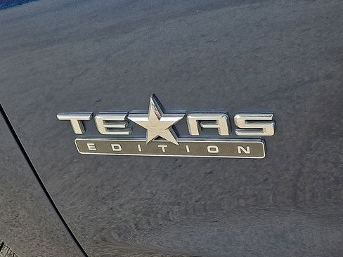 Used 2022 Chevrolet Silverado 1500 RST AWD/4WD image 15