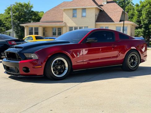 Used 2013 Ford Mustang Shelby GT500 RWD image 4