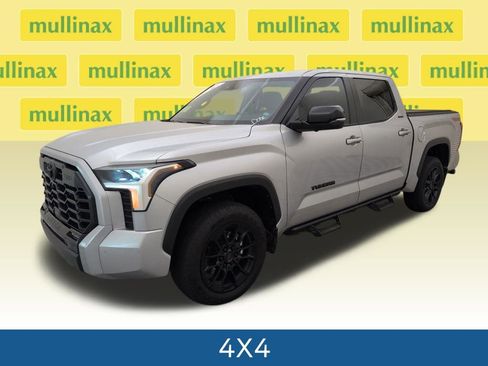 Used 2025 Toyota Tundra Limited w/ TRD Off-Road Package image 11