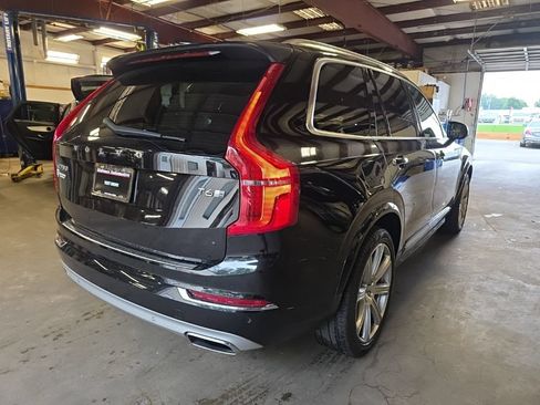 Used 2018 Volvo XC90 T6 Inscription w/ Convenience Package AWD/4WD image 3