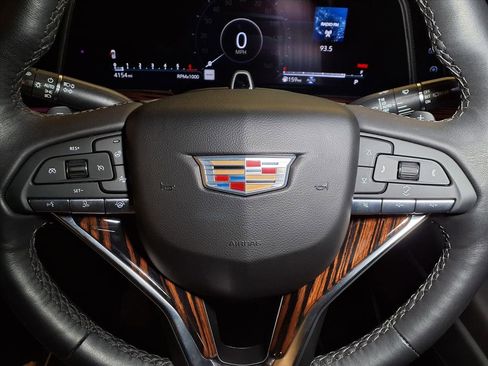 Certified 2024 Cadillac Escalade Premium Luxury w/ Performance Package image 7