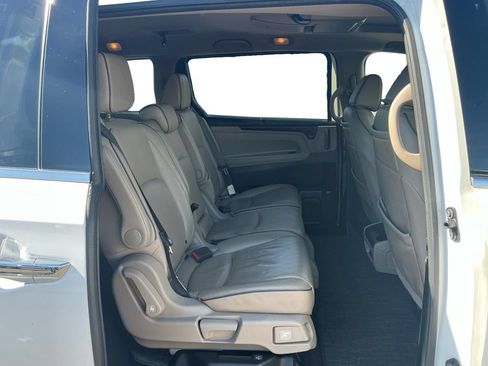Used 2022 Honda Odyssey Elite image 23