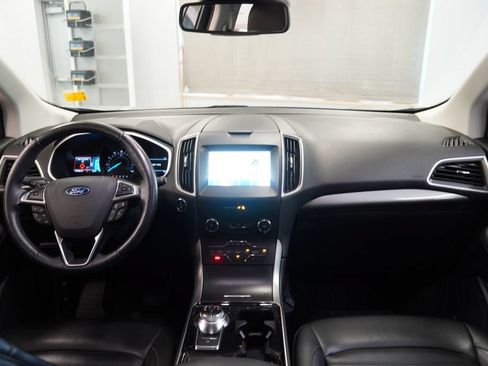 Used 2019 Ford Edge SEL w/ Equipment Group 201A AWD/4WD image 18