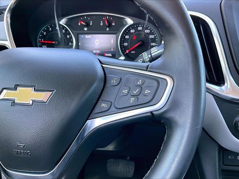 Used 2024 Chevrolet Equinox LT AWD/4WD image 12