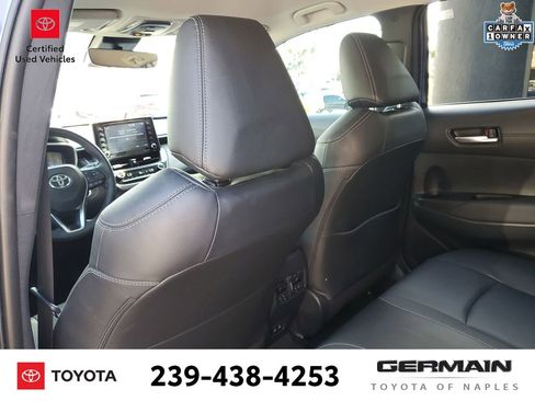 Certified 2022 Toyota Corolla Cross XLE image 21